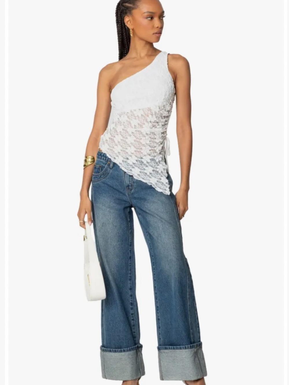EDIKTED LACE TOP